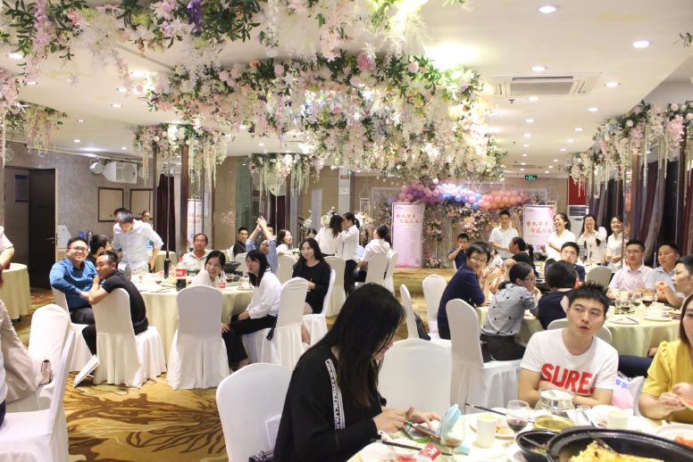 金秋華章 智贏未來(lái)——2019百度營(yíng)銷教育行業(yè)客戶中秋聯(lián)誼會(huì)圓滿落幕！